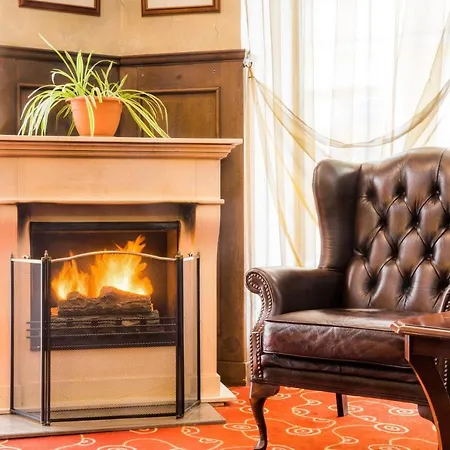 فندق Hestia Barons Old Town 4*