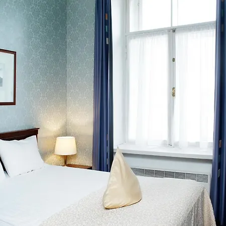 فندق Hestia Barons Old Town 4*