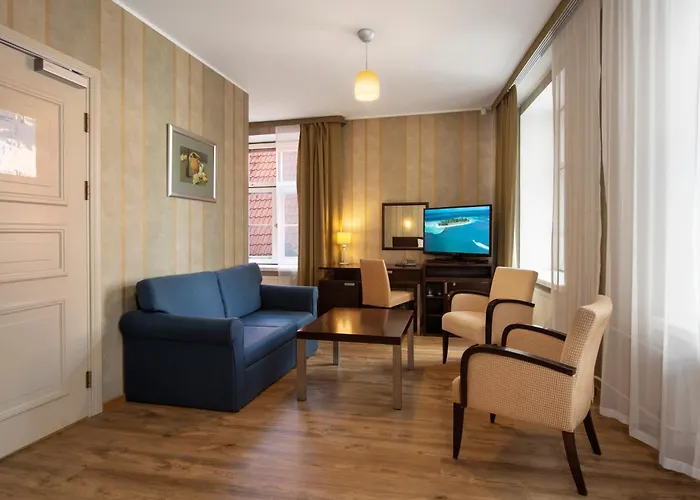 Hotell Hestia Barons Old Town 4*