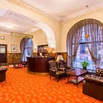 فندق Hestia Barons Old Town 4*