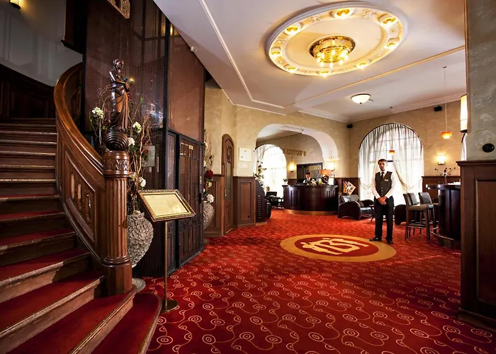 Hestia Barons Old Town 4* タリン