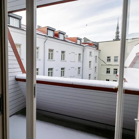 Hotel Hestia Barons Old Town 4*