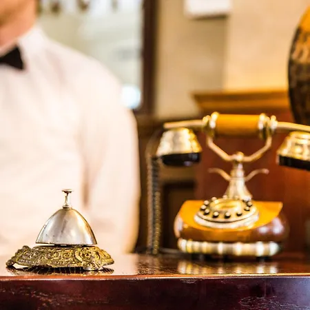 Hestia Barons Old Town Hotel 4*