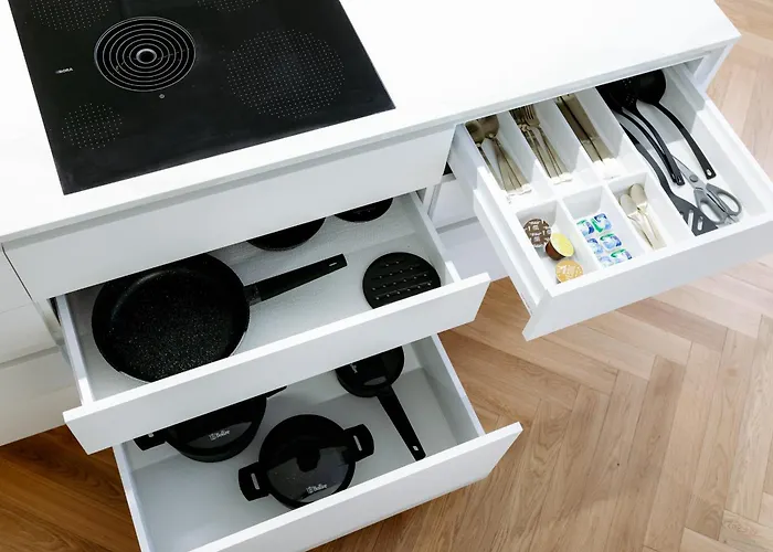 Hestia Barons Old Town 酒店 4*