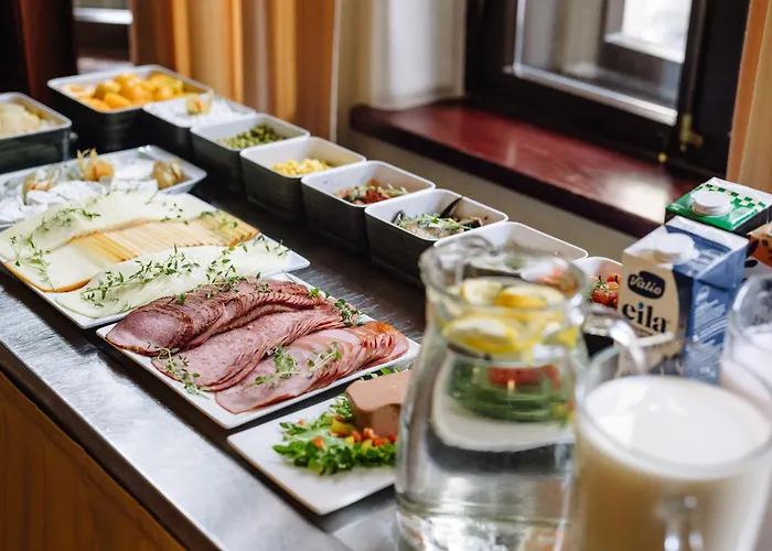 酒店 Hestia Barons Old Town 4*